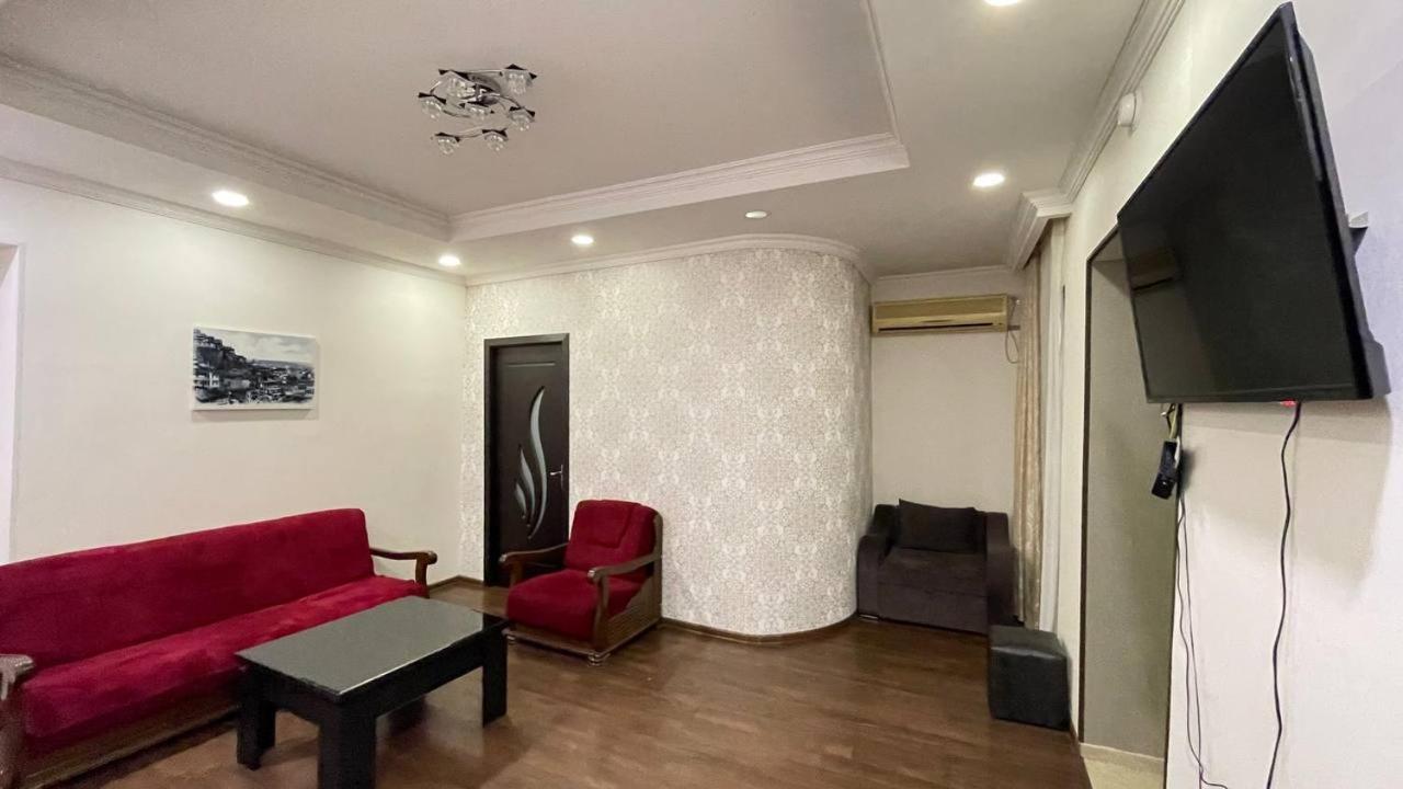 Elegant Modern Apartment Tbilisi Luaran gambar