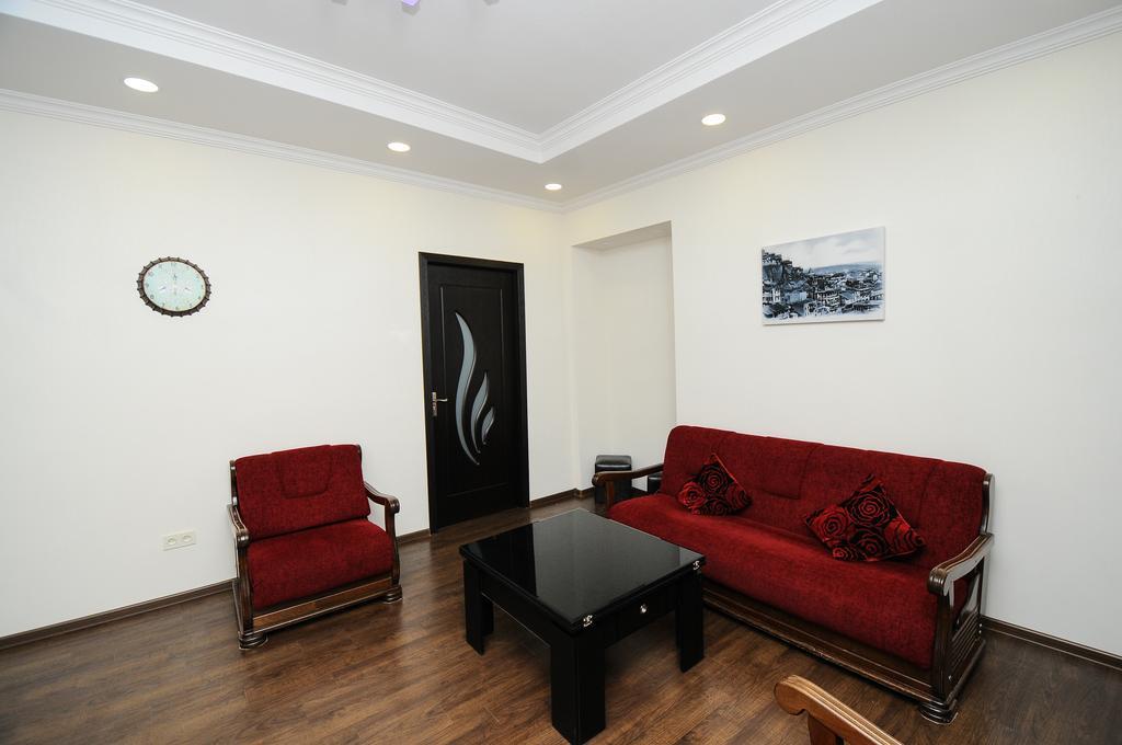 Elegant Modern Apartment Tbilisi Luaran gambar
